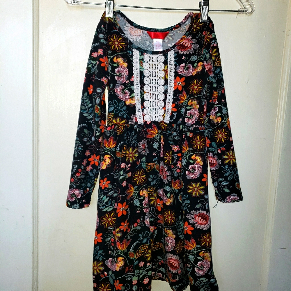 Mystery tag girls dress